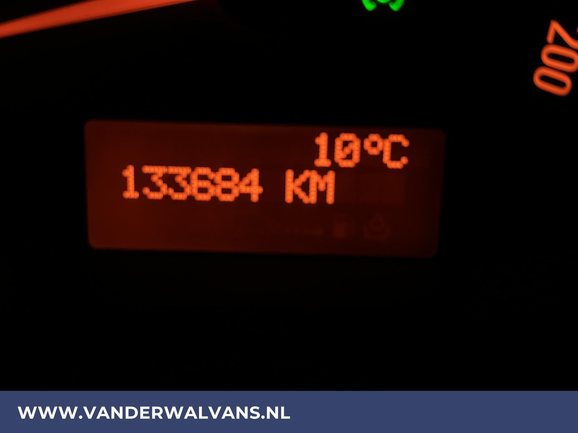 Foto 18 van Opel Movano 2.3 CDTI 131pk L2H2 Euro6 Airco | Imperiaal | Navigatie | 2500kg Trekhaak |