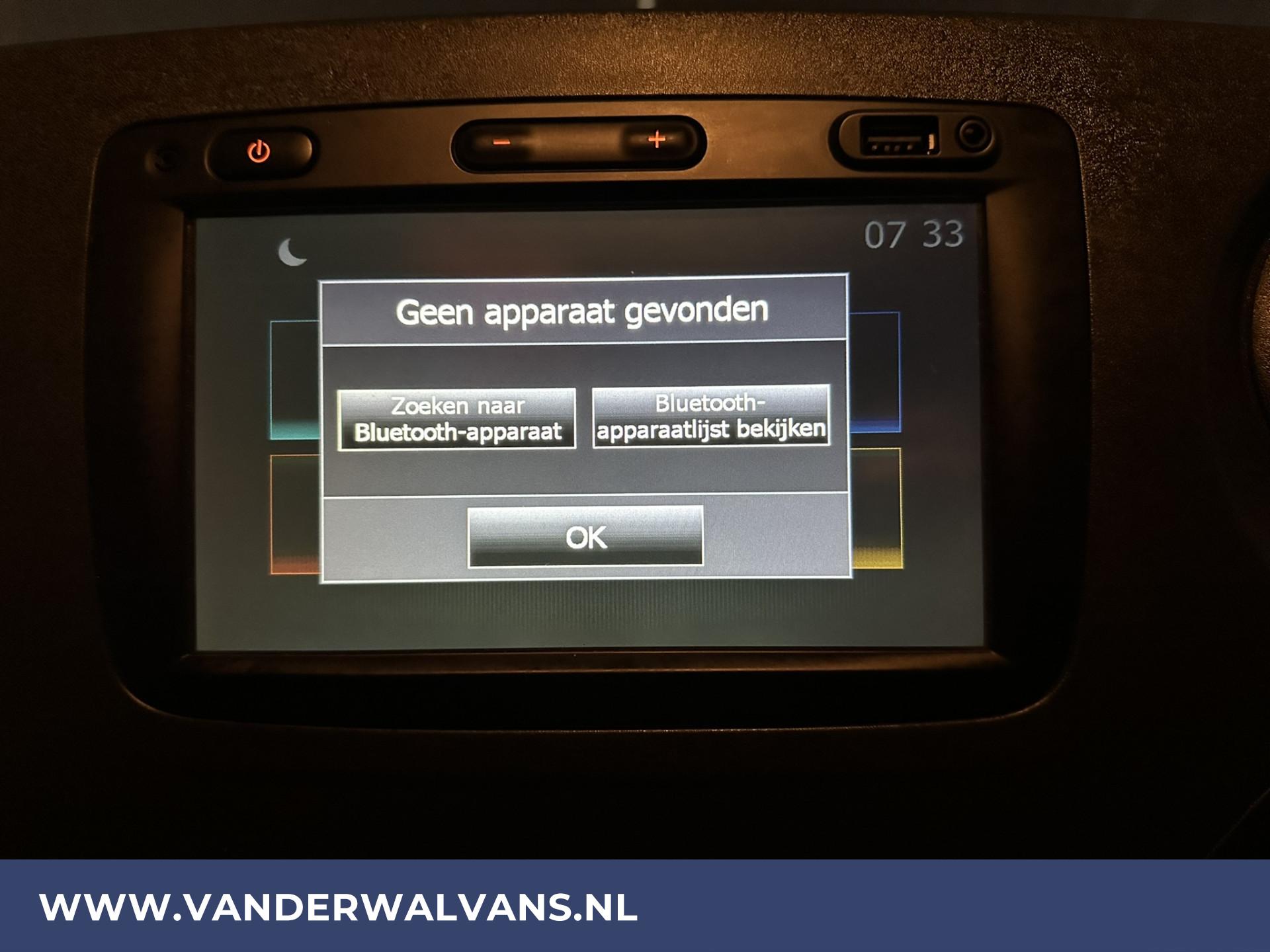 Foto 7 van Opel Movano 2.3 CDTI 131pk L2H2 Euro6 Airco | Imperiaal | Navigatie | 2500kg Trekhaak |