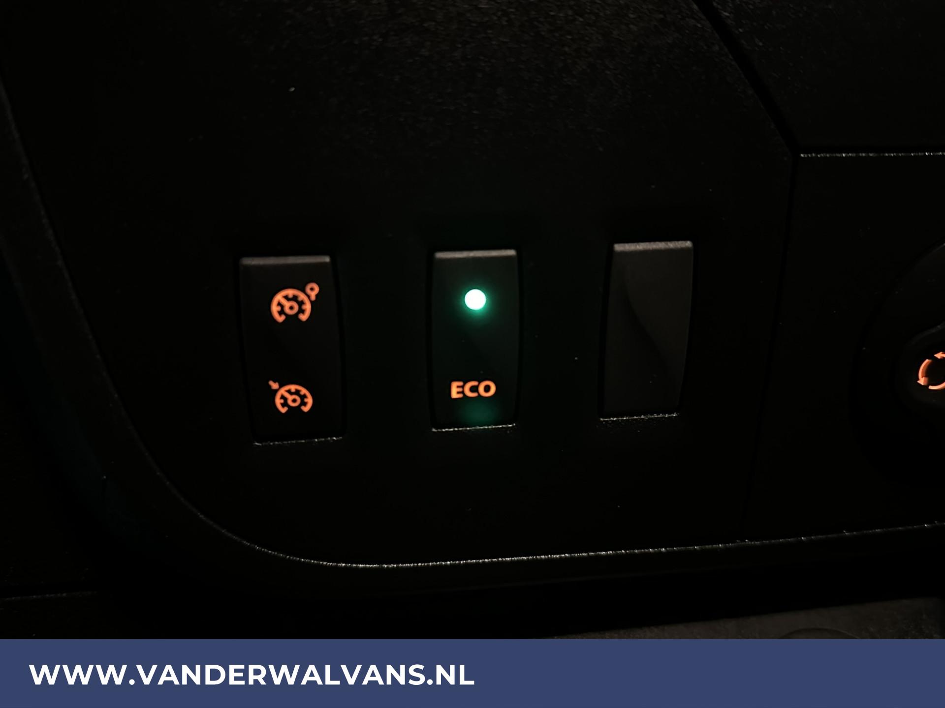 Foto 8 van Opel Movano 2.3 CDTI 131pk L2H2 Euro6 Airco | Imperiaal | Navigatie | 2500kg Trekhaak |