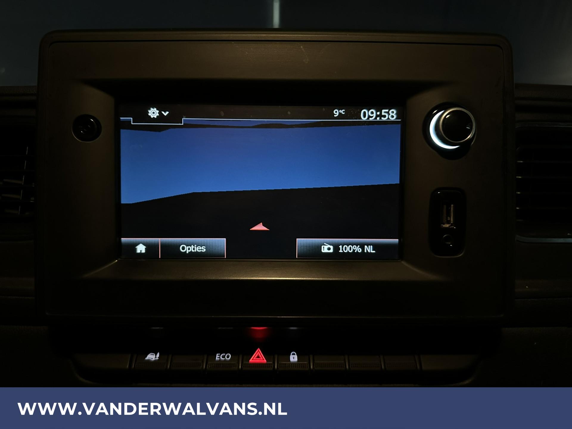Foto 4 van Renault Master 2.3 dCi 136pk L3H2 Euro6 Airco | Navigatie | Camera | Sidebars | Cruisecontrol