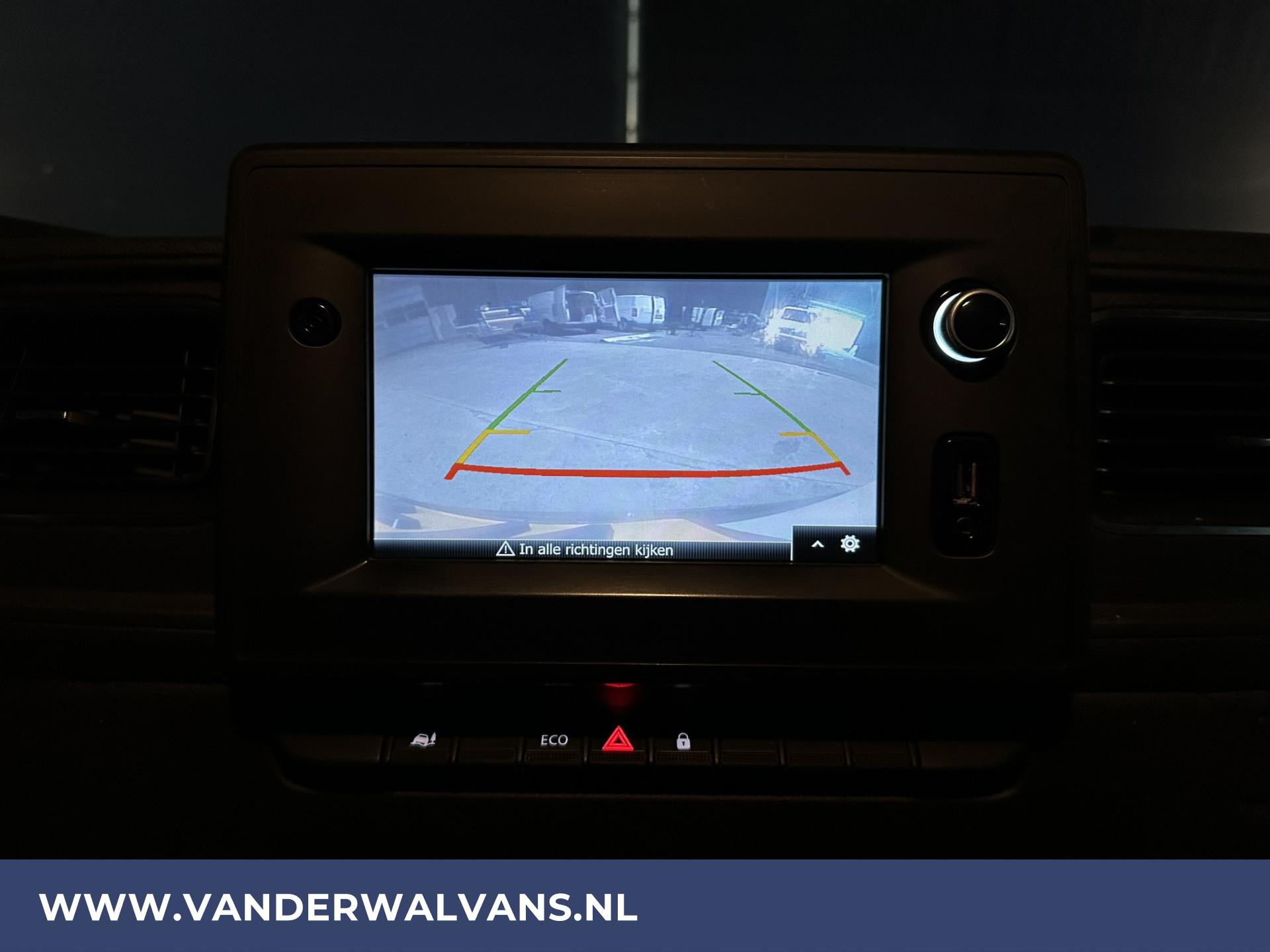 Foto 5 van Renault Master 2.3 dCi 136pk L3H2 Euro6 Airco | Navigatie | Camera | Sidebars | Cruisecontrol