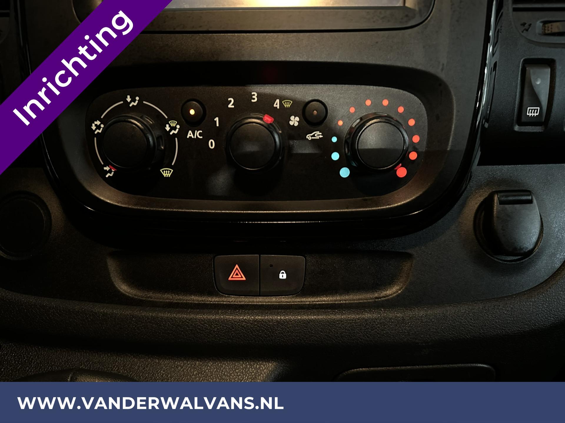 Foto 4 van Opel Vivaro 1.6 CDTI 122pk L2H1 inrichting Euro6 Airco | Imperiaal | Navigatie | Trekhaak