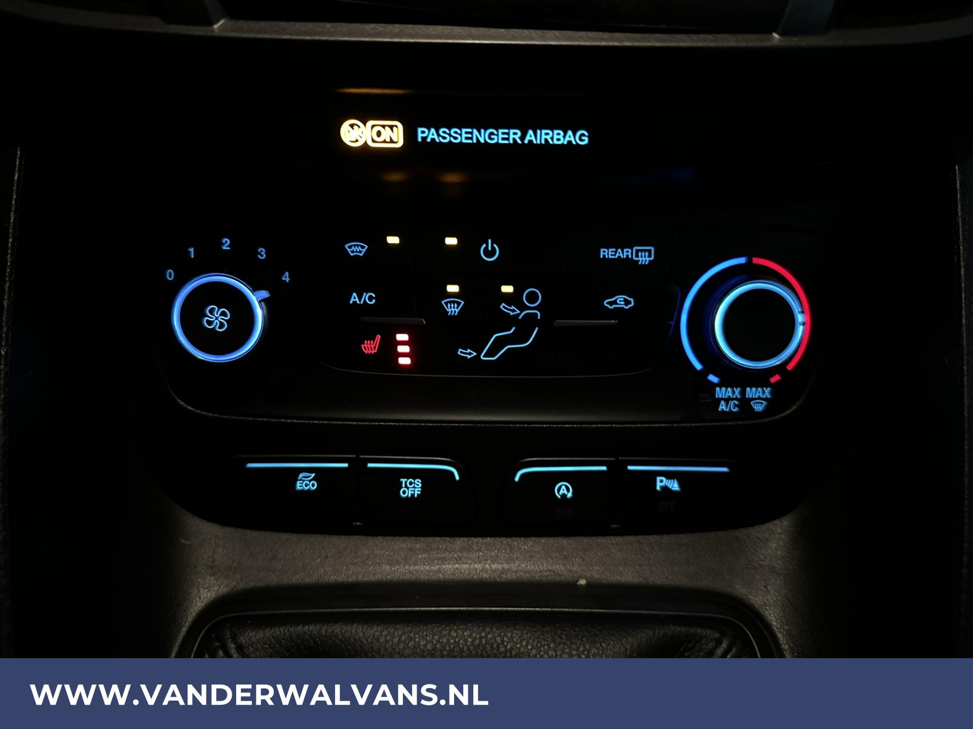 Foto 6 van Ford Transit Connect 1.5 EcoBlue 100pk L1H1 Euro6 Airco | Navigatie | Camera | Cruisecontrol | 3-zits