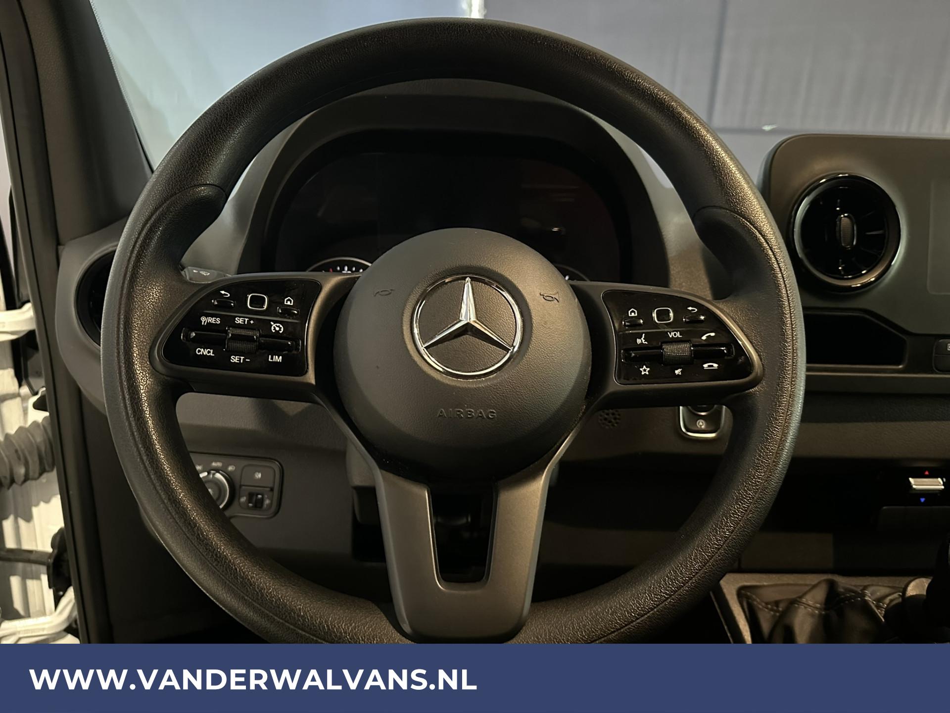 Foto 7 van Mercedes-Benz Sprinter 317 CDI 170pk L2H2 Euro6 Airco | Camera | Apple Carplay | Cruisecontrol