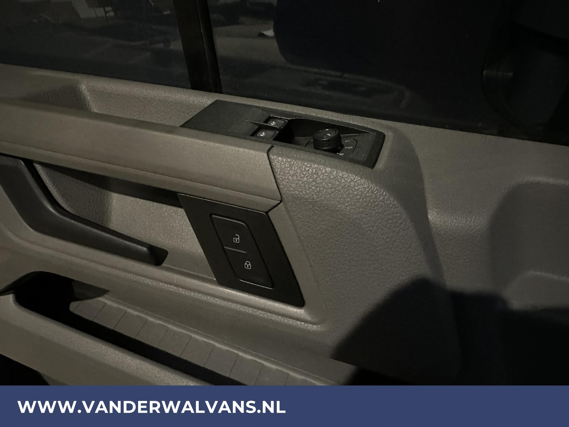 Foto 14 van Volkswagen Crafter 2.0 TDI L3H3 L2H2 Euro6 Airco | Parkeersensoren V+A | 270gr achterdeuren