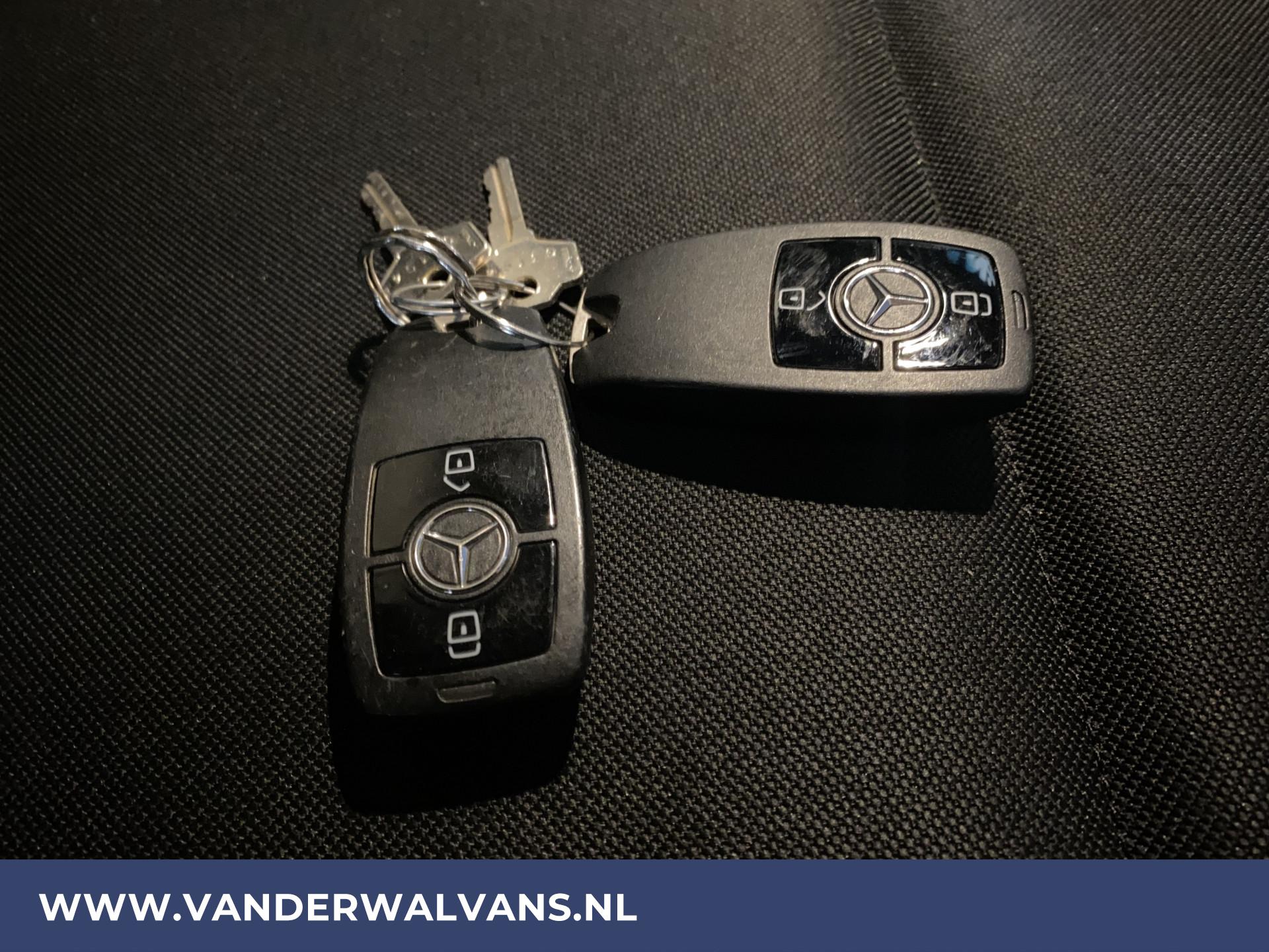 Foto 23 van Mercedes-Benz 314CDI Bakwagen + Laadklep | 980kg laadvermogen Euro6 Airco | Camera | MBUX